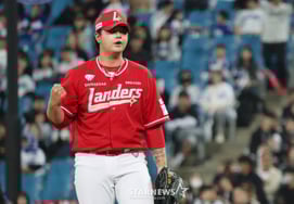 [Chụp ảnh] Kim Min 'Ngày thứ hai đảo ngược tình thế'