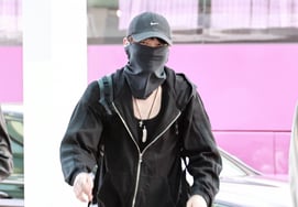 BTS  정국国 "开心的脚步" [★照片]