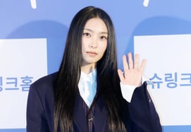 Look, Bora Reunites with Manager from SISTAR's Peak Era "Based on Deep Trust..." [Official]