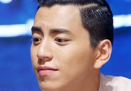 Чтобы вывести войска, брокерам 100 миллионов..."Военный коррупционер" приговорен к шести месяцам тюрьмы [человек.]