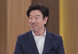 После 42 лет "Апарт-отеля" вождение в обратном направлении...Юн Су Иль "Надо же встретиться с Розой"" План мирового тура [День и ночь Ким Джу Ха]