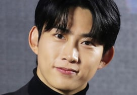 Какая у вас вражда? Ок Тэк Ён, завтра свадьба...2PM Праздничные и социальные акции [Всплывающие подсказки]