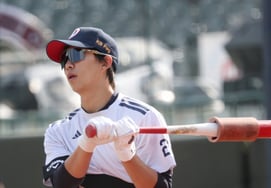 [Фото] Замешанный Ким Мин Сок, айдол в отставке