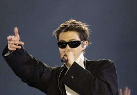 「基本マナーは守るべき」vs。「タバコの吸い殻一本でこの騒ぎ」RM喫煙論争に対する世界的な反応 [K-EYES]