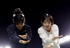 [Photo] Victory, please! 'Eagle Support Team Transformation' Choi Hong-ra