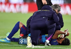 [官方] "身价6900亿韩元"的新星拉明•雅马尔最终被判"赛季出局" 有望参加世界杯