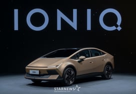 Hyundai Motor unveils 'IONIQ V' in world premiere… directly tackling China's electrification market [Auto China 2026]