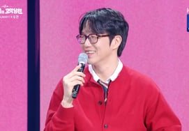 Sung Si-kyung: "G-Dragon commented on the cover video... I was embarrassed" [The Seasons] [Byeolbyeol TV]