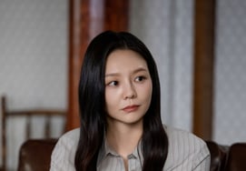 Lee Soom công bố ảnh chưa được công bố [văn phòng luật với Shin]