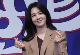 カン・ジヨン、退職1年で健康異常「原因不明のアレルギーでパニック」