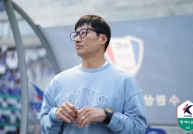 "Tôi tự chửi mình." Đạo diễn Lee Jung Hyo bày tỏ tình cảm nồng nhiệt... Đến rạp chiếu phim cũng có preview cho 'Review mạnh mẽ' [hiện trường Suwon]