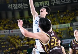 MVP Lee Jung Hyun + tân binh Cambao 'hoạt động sôi nổi'... Sono nắm 100% cơ hội tham gia trận đấu Champ sau khi phá vỡ LG.