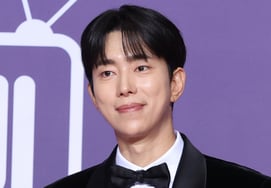 『白珍姫と別れた』ユン・ヒョンミン、人生初のお見合い..突然上着を脱ぐ「予測不能」 [ミウセ]