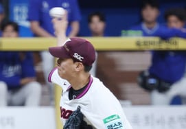 [Фото] Ким Сон Джин '1 иннинг Идеальный'