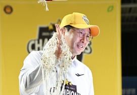 "Декларация о создании династии" Лучший ветер режиссера Ким Ван Су: "Даже если вы ругаетесь компанией, это обязательно..." [Место проведения: Йонъин]