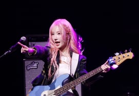 Magenta, nails the basics and dances with ease [★Photo]