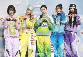 [公式] アドア側「ニュージンズのコペンハーゲン訪問、新しい音楽ストーリーのための事前プロダクション」