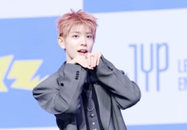 Yuki, Adorable Otter Moments [★Photo]