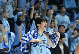 [高阳现场评论] →索诺队首次进入冠军赛→LG队再次包揽三连胜 李贞贤17分