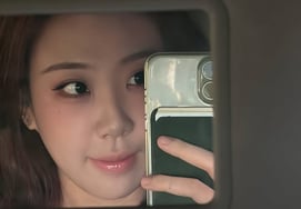 Lee Young-ji, who boldly addressed plastic surgery controversies... finally reveals her completely changed face [Star Issue]