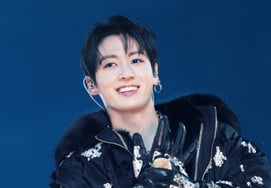 Jungkook (BTS) tiếp tục dẫn đầu BXH Billboard với tuần thứ 141 và 144亞 Lập kỷ lục mới lần đầu tiên