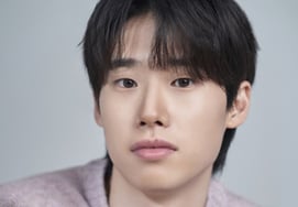 '16.7 Million' Box Office Star Kim Min Makes Special Appearance in Disney+ 'Gold Land' [Official]