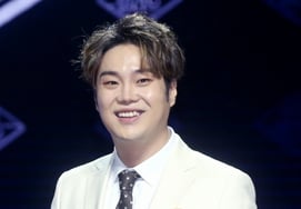 「強制わいせつで罰金刑」ユ・ジェファン、6月の控訴審で法廷に立つ