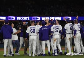 キム·ヘソン、WS優勝リングを受け取った日→致命的なミス！ ダージャス、9回の逆転劇で3連勝を達成