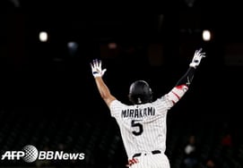 『イ・デホを超えて126年ぶりの新歴史！』！「日本·村上、決勝で3点シュート炸裂『シーズン12本目』→ML単独首位に躍進…」 CWSも大逆転勝利