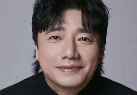 Eight consecutive days of marital relations aftermath? Bae Ki-seong: "The real cause of sudden hearing loss is..." [Comprehensive Interview]