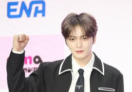 Kim Jae-joong 'The Scout, Fighting' [★Photo]