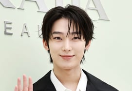 ENHYPENのソヌ「かわいい笑顔」 [★写真]