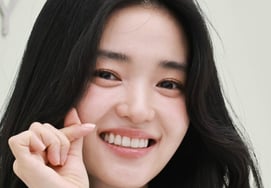 Kim Tae-ri 'Lovely Heart' [★Photo]