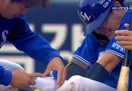 「打率2位」リュ·ジヒョク、予期せぬ負傷で「17試合連続安打停止」→痛みの中で打席を終えた後、交代 [ジャムシル現場]