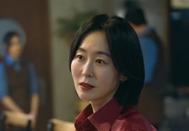 "帽子戏法"姜末今，对不懂事的男人冷静的"寸铁杀人"