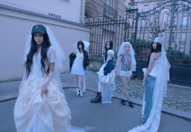 Ailit chia sẻ về visual đột phá trong loạt ảnh mới" [hỏi vặn vẹo]