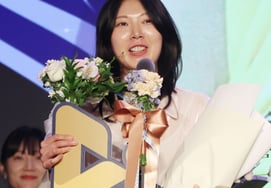 Yang Hyo Jin (V-League) bình luận viên: 'Tôi sẽ truyền tải bóng chuyền một cách dễ dàng và sâu sắc đến khán giả'"