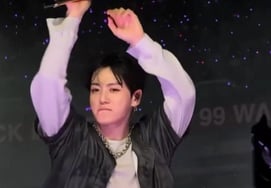 BTSのジョングク、自由奔放なヒップスウェイでタンパ公演に注目···ファンキャンが続々と登場 [K-EYES]