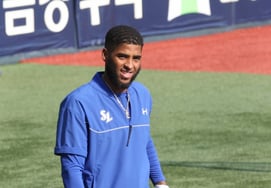 [Фото] Я собираюсь в Тэгу после победы Диаса'