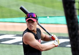 [Photo] "Today, not only powerful hits but also victory!" Cheon Seong-ho