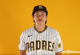 Người giải quyết vấn đề '5G 4 RBI' Song Sung Moon được hồi sinh, trong Triple A, 5 cú base hit, 2 cú base hit và 1 RBI... Tăng tỷ lệ đánh bóng lên 0.291.