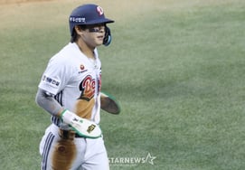 [Chụp ảnh] Park Chan Ho 'Tôi sẽ đón tháng 5 với tấm lòng nhẹ nhàng'