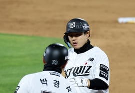 [Фото] 'В конце 5-го раунда набор стола, команда получает 15 000 попаданий.' Чхве Вон Джун