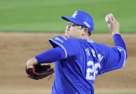 [Photo] Lee Seung-hyun, a comeback win when he holds the line