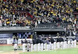 [相片儿] "明天也会赢的！'