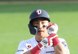'Post-trade slump' Son Ah-seop: 'Groundout→Groundout→Strikeout out'—even in the Futures League, he's facing bitter moments... When will he return to the first division?