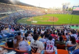 「KBO新記録目前」9試合連続ホーム完売→5月初勝利、ヤム·ギョンヨプ監督も感謝の言葉「球場が満員だったおかげで勝てた」" [ジャムシル現場]