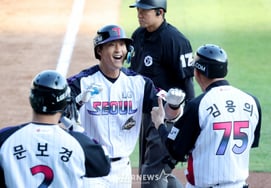 [Photo] Song Chan-ui 'Big Smile Comeback Home Run'