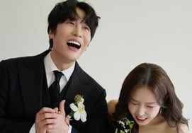 シンジ♥ムンウォン、全国民の反対を乗り越えて結婚..司会 文世允・祝歌 白智英・エイリー [総合]