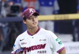 '159km' Park Jun-hyeon: Kiwoom Manager's Deep Wish "Even If You Give Up Runs, Just Pitch 5 Innings! You Can Pitch Comfortably"